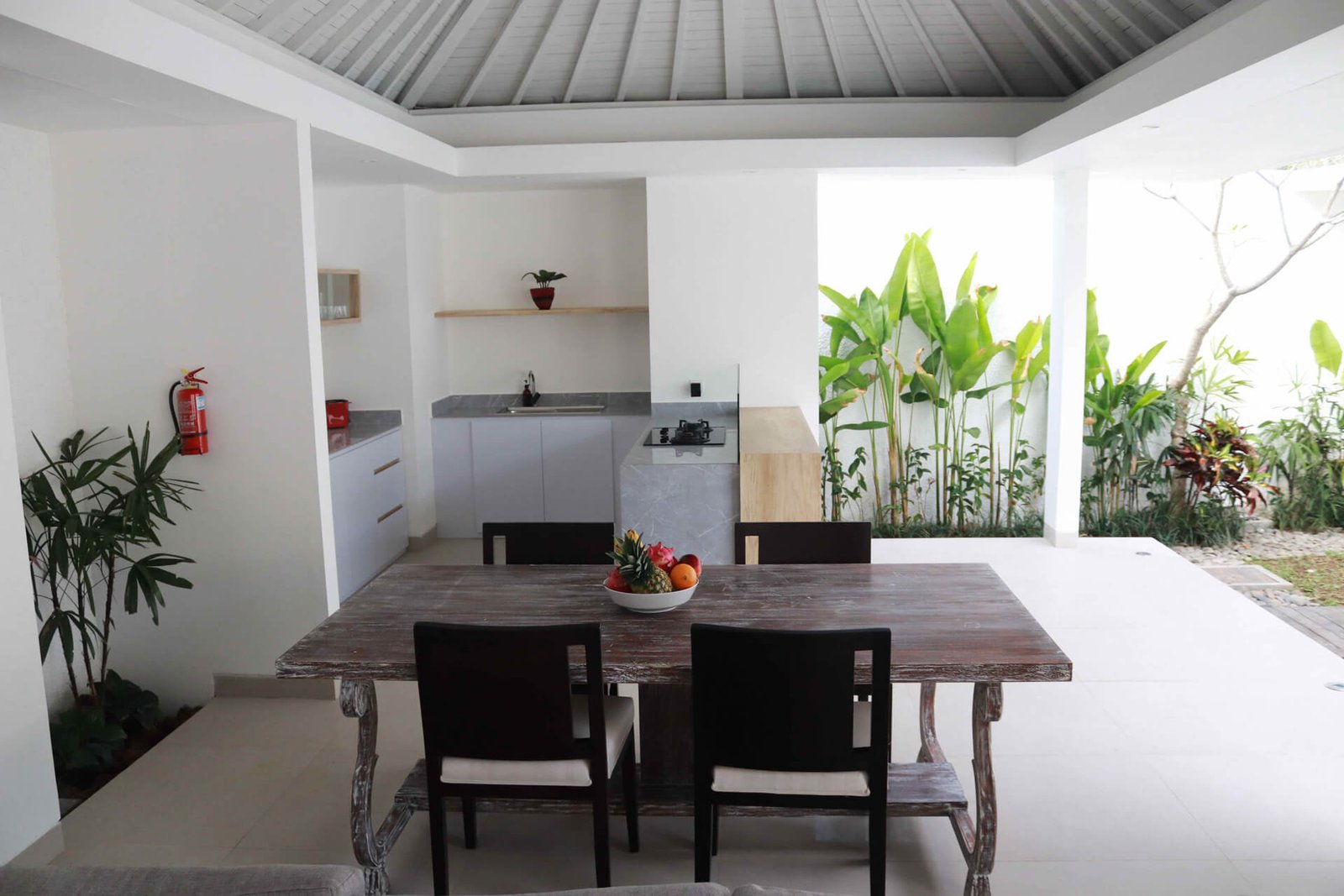 Alami-Luxury-Villa-06