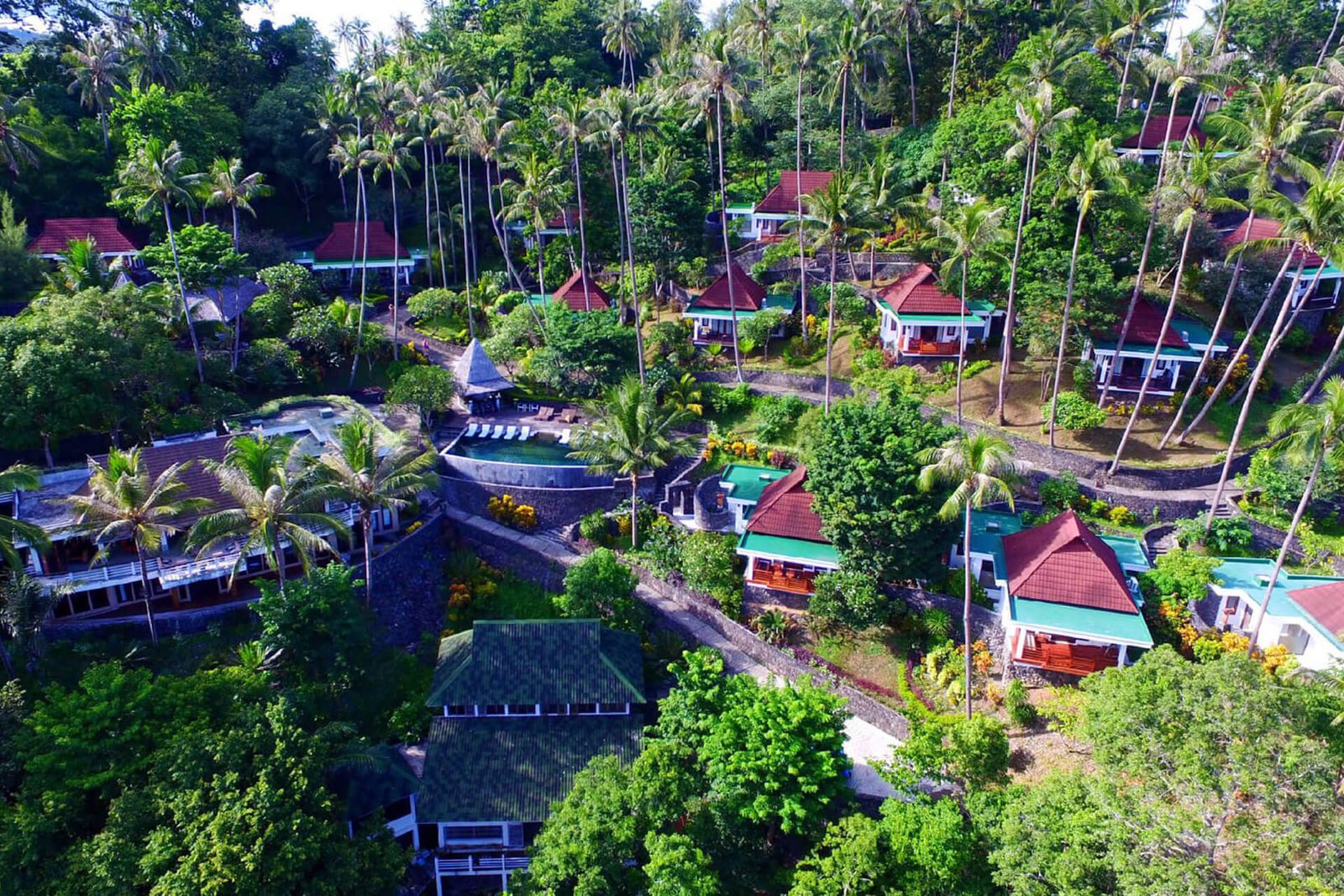 Chads-Dive-Resort-02